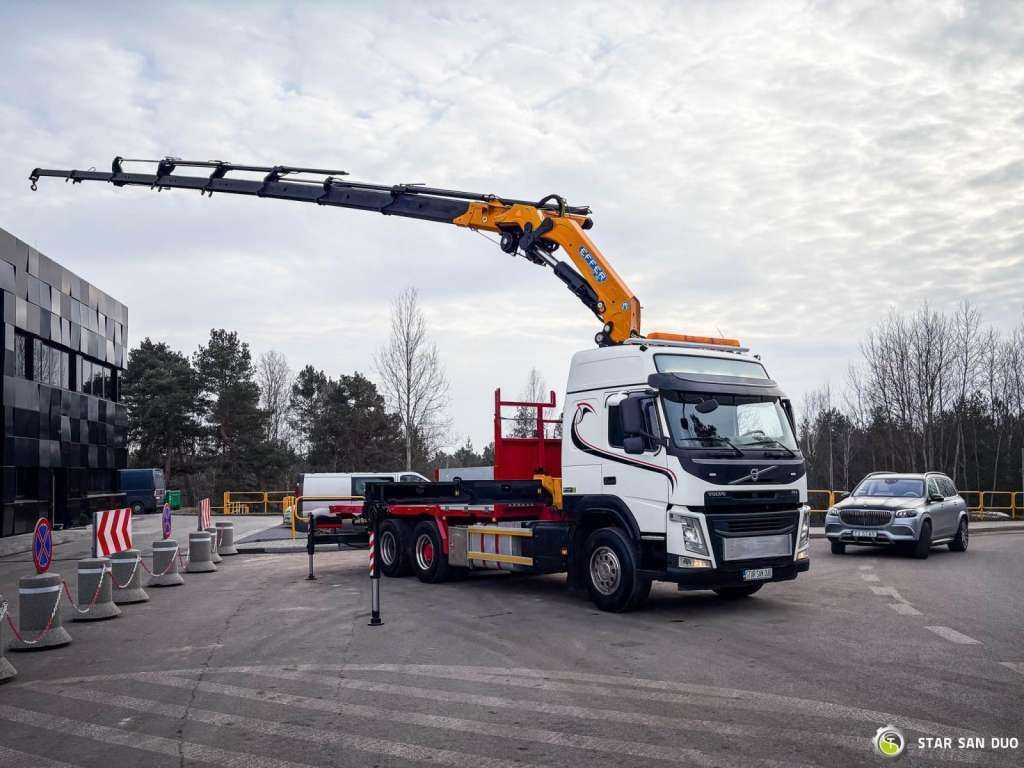 Volvo FM 450 6x2 EFFER 395/8S Euro 6 Crane Winch - Kraanaga veoauto: pilt 3 Volvo FM 450 6x2 EFFER 395/8S Euro 6 Crane Winch - Kraanaga veoauto: pilt 3