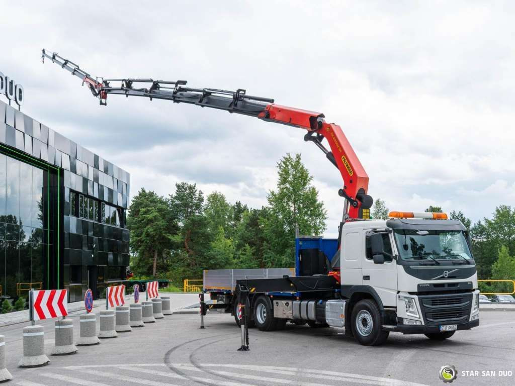 Volvo FM 460 6x2 PALFINGER PK 42002 FLY JIB Crane Eu - Kraanaga veoauto: pilt 3 Volvo FM 460 6x2 PALFINGER PK 42002 FLY JIB Crane Eu - Kraanaga veoauto: pilt 3