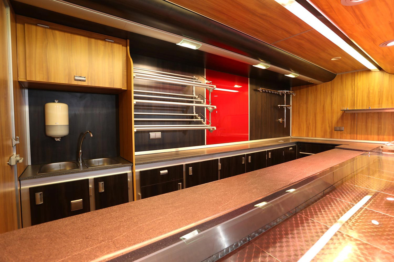 Wochenmarktmobil BORCO HÖHNS - Toiduauto: pilt 4 Wochenmarktmobil BORCO HÖHNS - Toiduauto: pilt 4