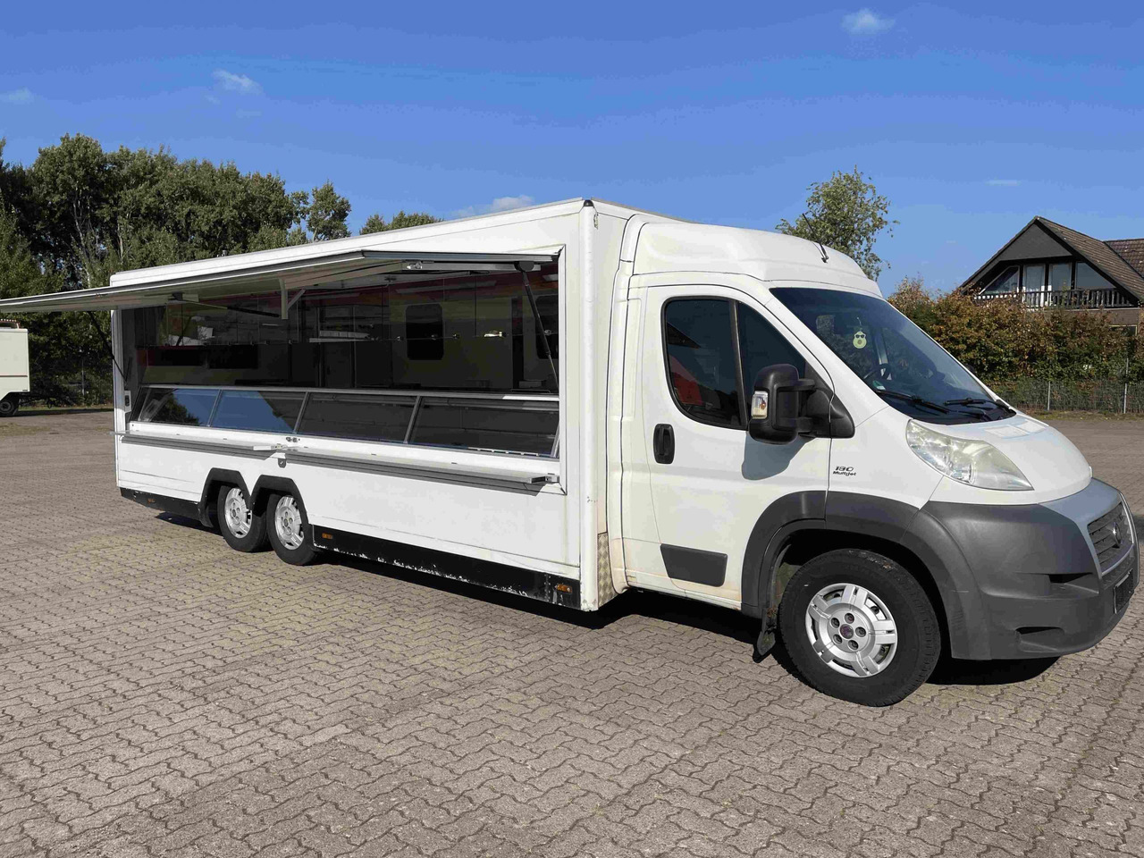 Wochenmarktmobil RKB - Toiduauto: pilt 1 Wochenmarktmobil RKB - Toiduauto: pilt 1