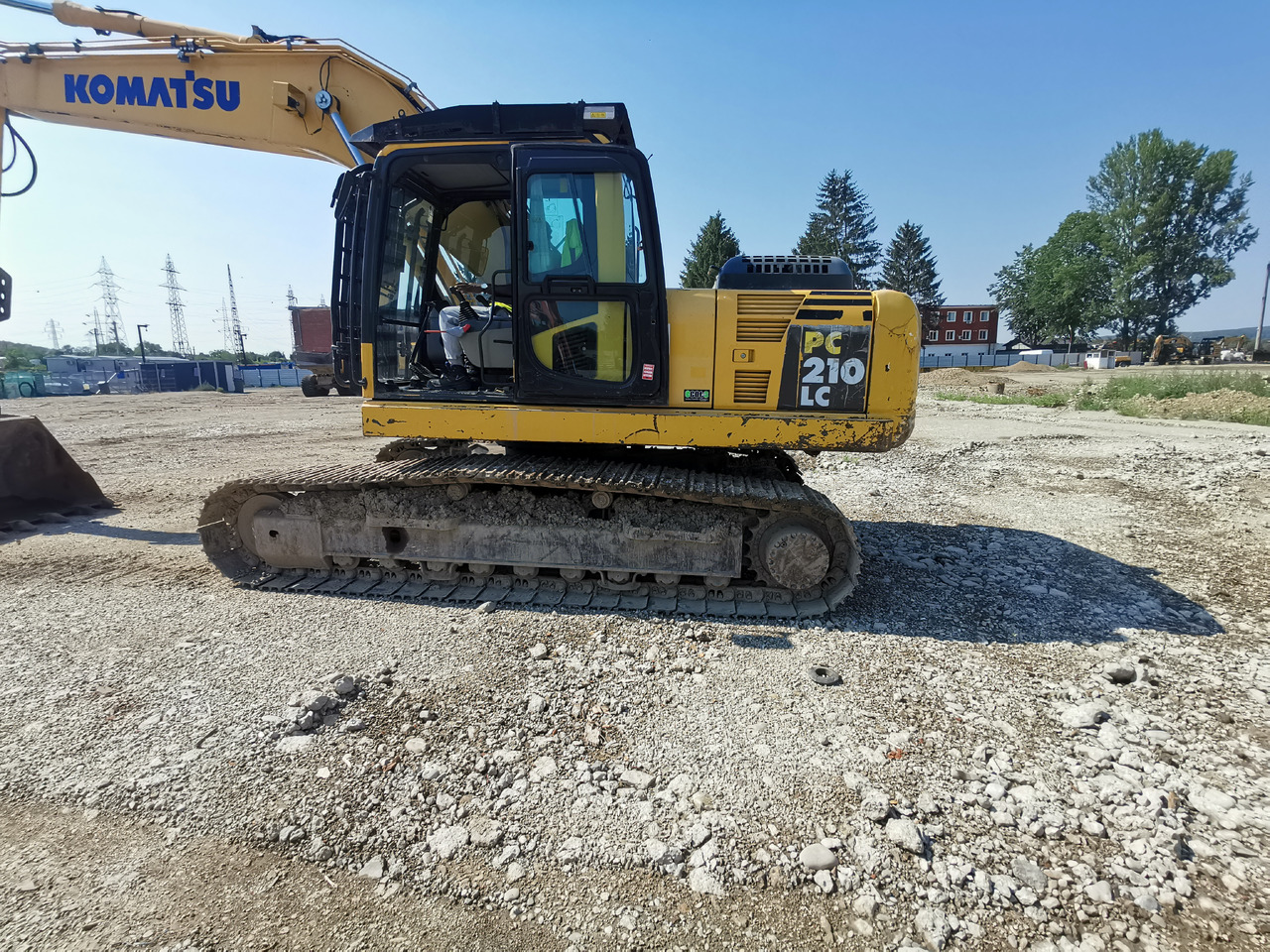 KOMATSU PC210 LC - 8 - Ekskavaator: pilt 2 KOMATSU PC210 LC - 8 - Ekskavaator: pilt 2