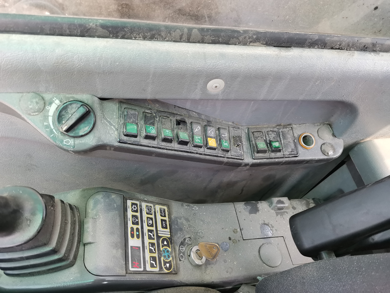 Lintekskavaator VOLVO 700 B: pilt 10 Lintekskavaator VOLVO 700 B: pilt 10