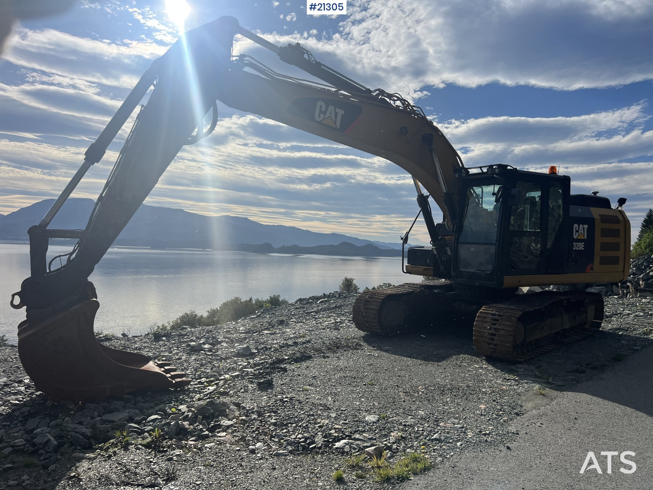 CAT 320 EL - Lintekskavaator: pilt 2 CAT 320 EL - Lintekskavaator: pilt 2