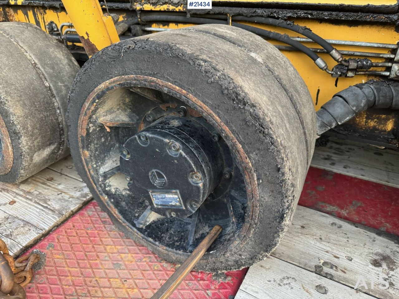 Asfaldilaotur Caterpillar AP 300: pilt 33