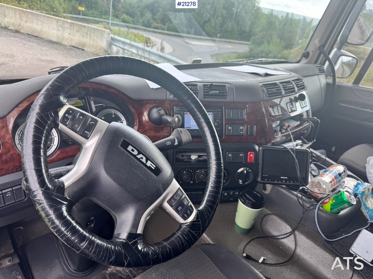 Kasti veoauto DAF CF440 6x2 Skapbil m/ kjøl/frys aggregat. Euro 6: pilt 39