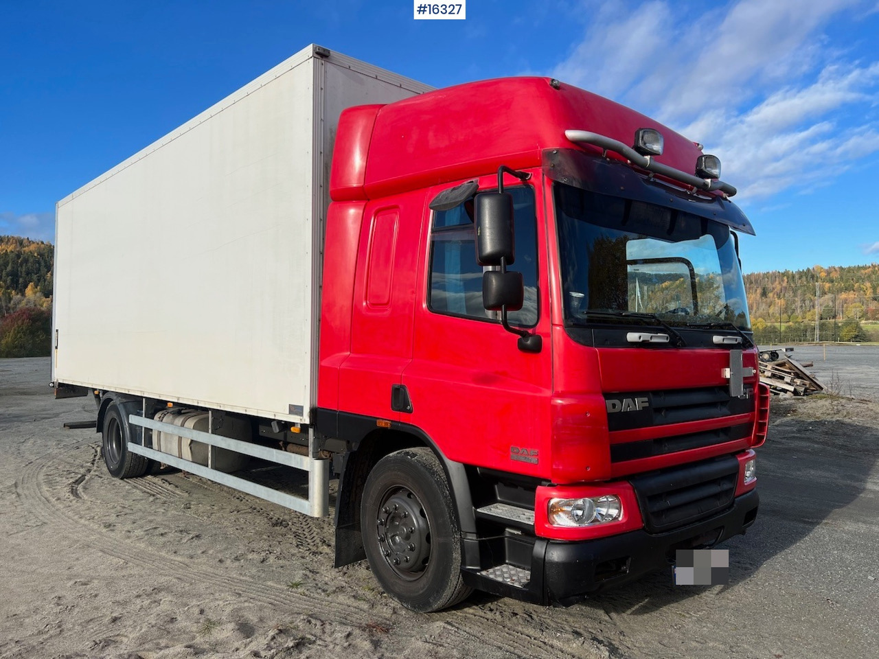 DAF CF75.360 - Kasti veoauto: pilt 3 DAF CF75.360 - Kasti veoauto: pilt 3