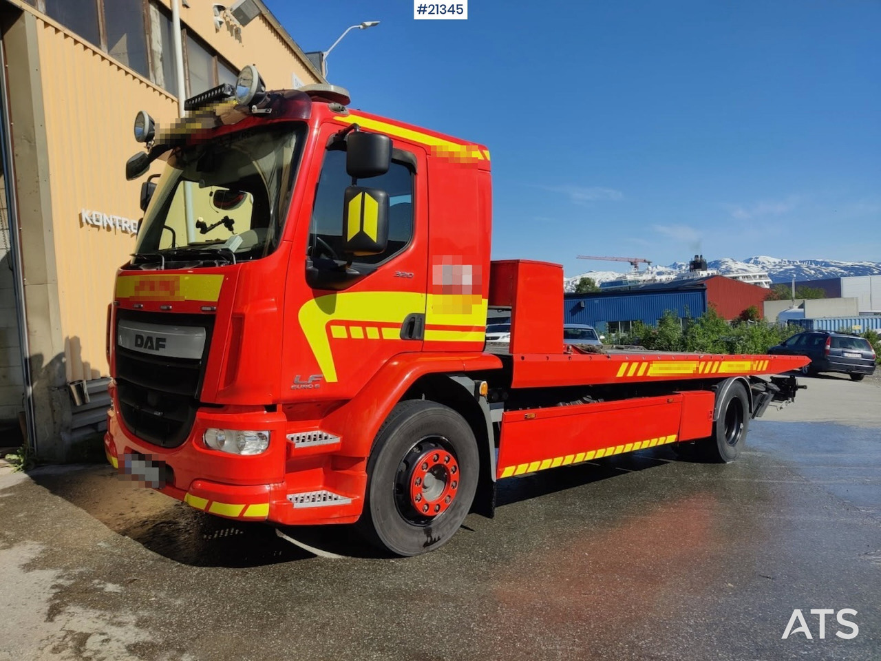 DAF LF320 - Puksiirauto: pilt 1 DAF LF320 - Puksiirauto: pilt 1