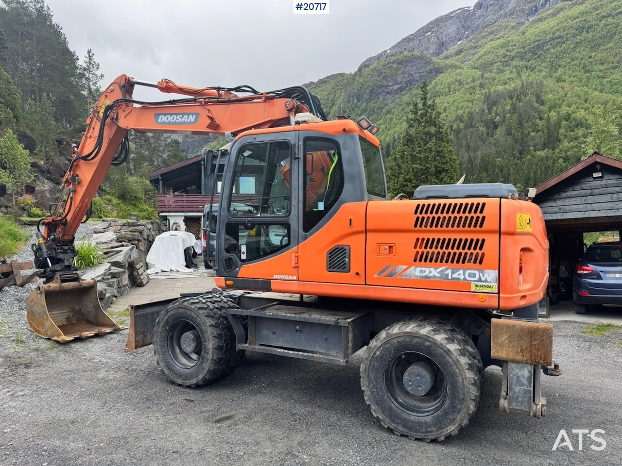 Doosan DX140W-3 - Ekskavaator: pilt 2 Doosan DX140W-3 - Ekskavaator: pilt 2