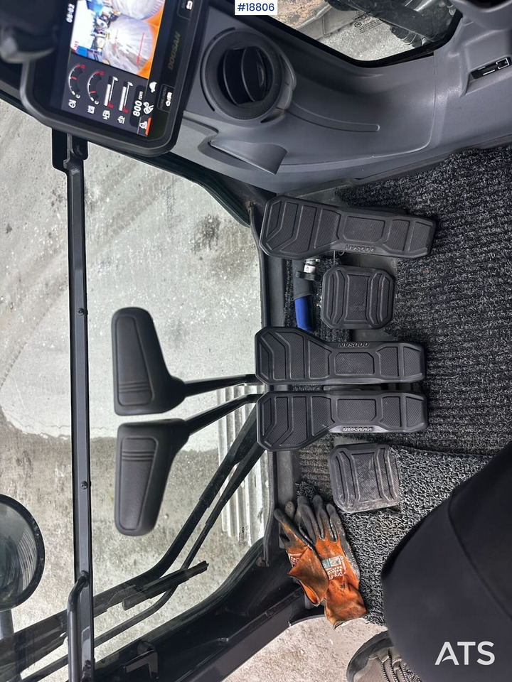 Ekskavaator Doosan DX225LC: pilt 46