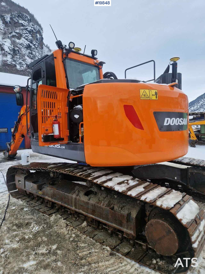 Doosan DX235LC-5 - Ekskavaator: pilt 1 Doosan DX235LC-5 - Ekskavaator: pilt 1