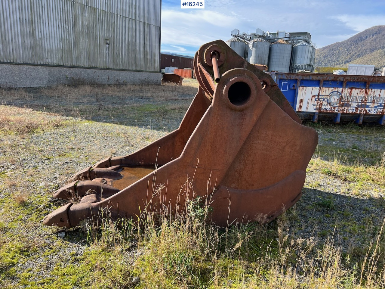 Gjerstad Graveskuffe - Ekskavaatori kopp: pilt 5 Gjerstad Graveskuffe - Ekskavaatori kopp: pilt 5