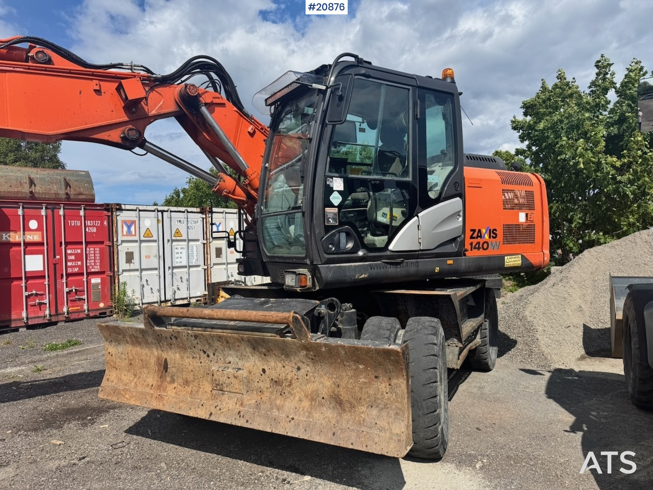 Hitachi ZX140W-5B - Ratastel ekskavaator: pilt 3 Hitachi ZX140W-5B - Ratastel ekskavaator: pilt 3