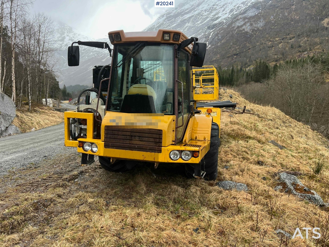Hydrema 912B m/ 2007 Essverk Plattform 912 lift med rotasjon på korg og fjernkontroll - Liigendkallur: pilt 3 Hydrema 912B m/ 2007 Essverk Plattform 912 lift med rotasjon på korg og fjernkontroll - Liigendkallur: pilt 3