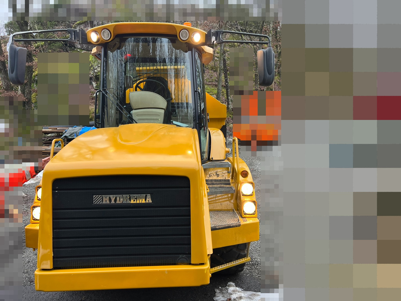 Hydrema 922D Dumper m / hvite skilt - Kallur: pilt 2 Hydrema 922D Dumper m / hvite skilt - Kallur: pilt 2