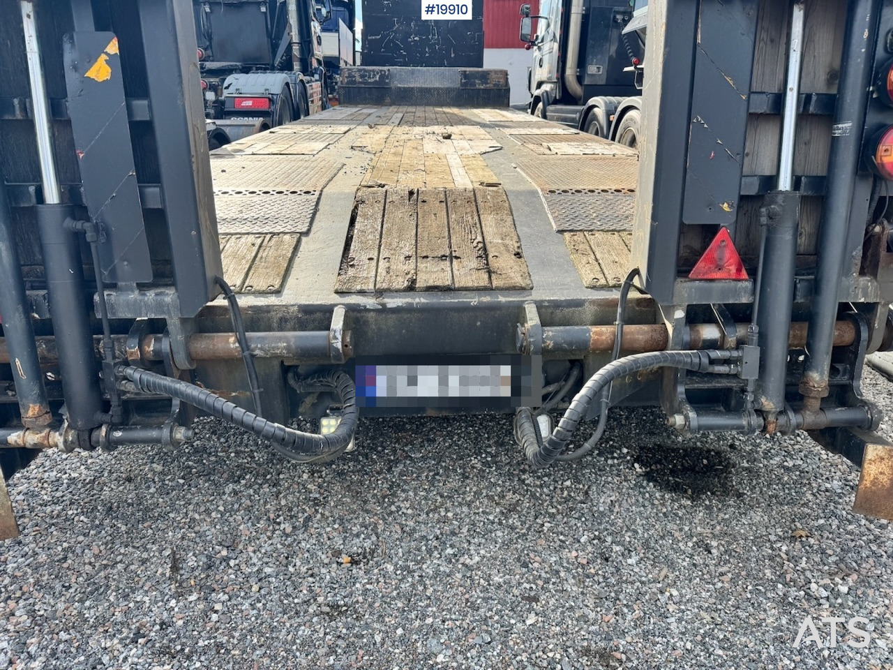 Istrail 3 akslet maskinsemi - Madal platvormpoolhaagis: pilt 5 Istrail 3 akslet maskinsemi - Madal platvormpoolhaagis: pilt 5