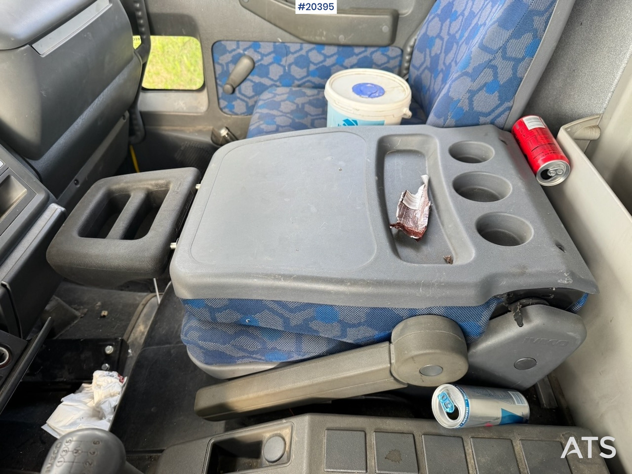 Puksiirauto Iveco 75E15: pilt 39