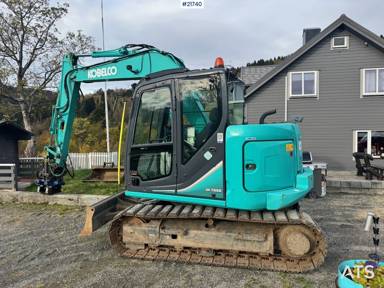 Kobelco 2018 Kobelco SK75SR-3E m/ Rototilt, 2 skuffer og Klype. 1850 timer! - Lintekskavaator: pilt 4 Kobelco 2018 Kobelco SK75SR-3E m/ Rototilt, 2 skuffer og Klype. 1850 timer! - Lintekskavaator: pilt 4