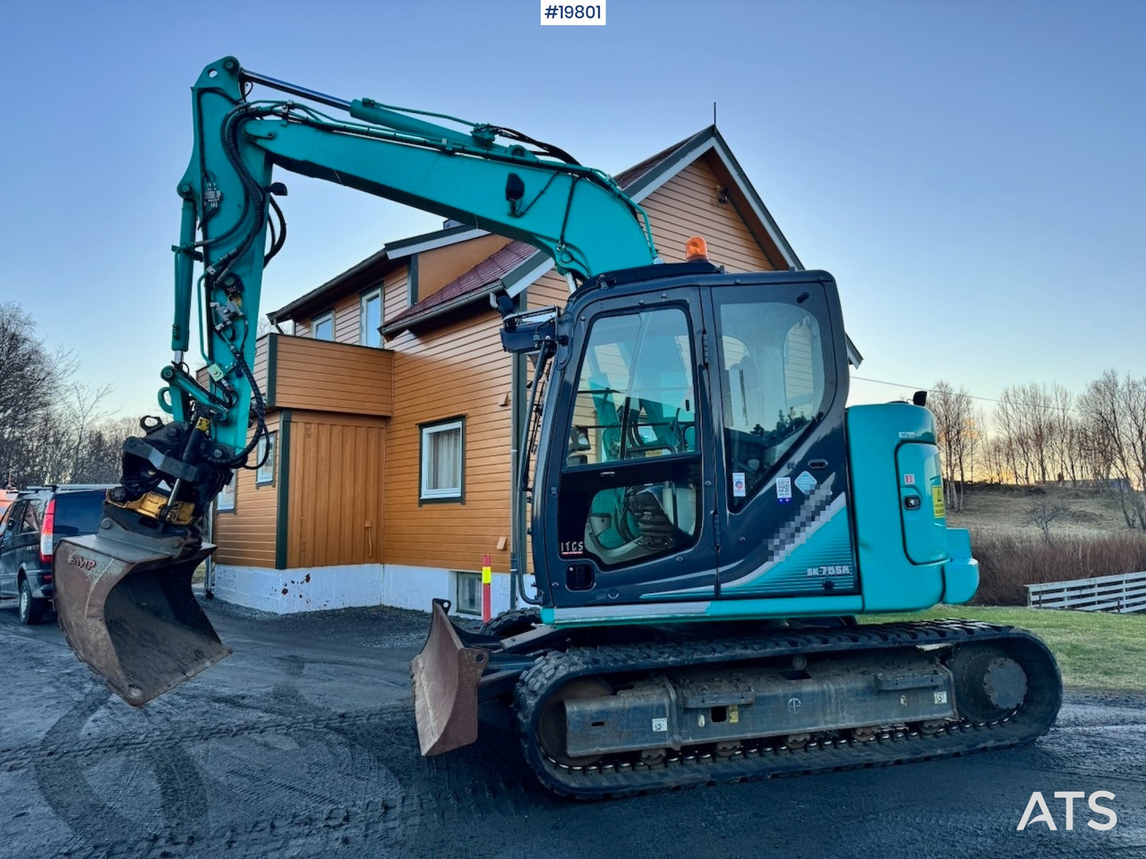 Kobelco SK75SR-3E - Ekskavaator: pilt 2 Kobelco SK75SR-3E - Ekskavaator: pilt 2