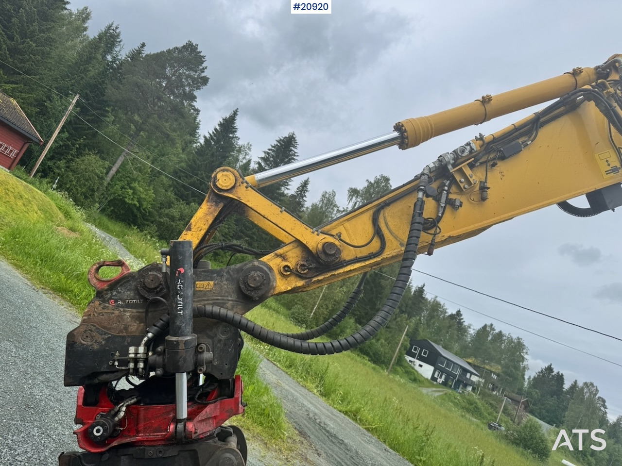 Lintekskavaator Komatsu PC229USLC-11: pilt 27
