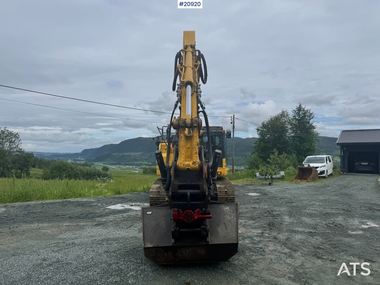 Lintekskavaator Komatsu PC229USLC-11: pilt 10