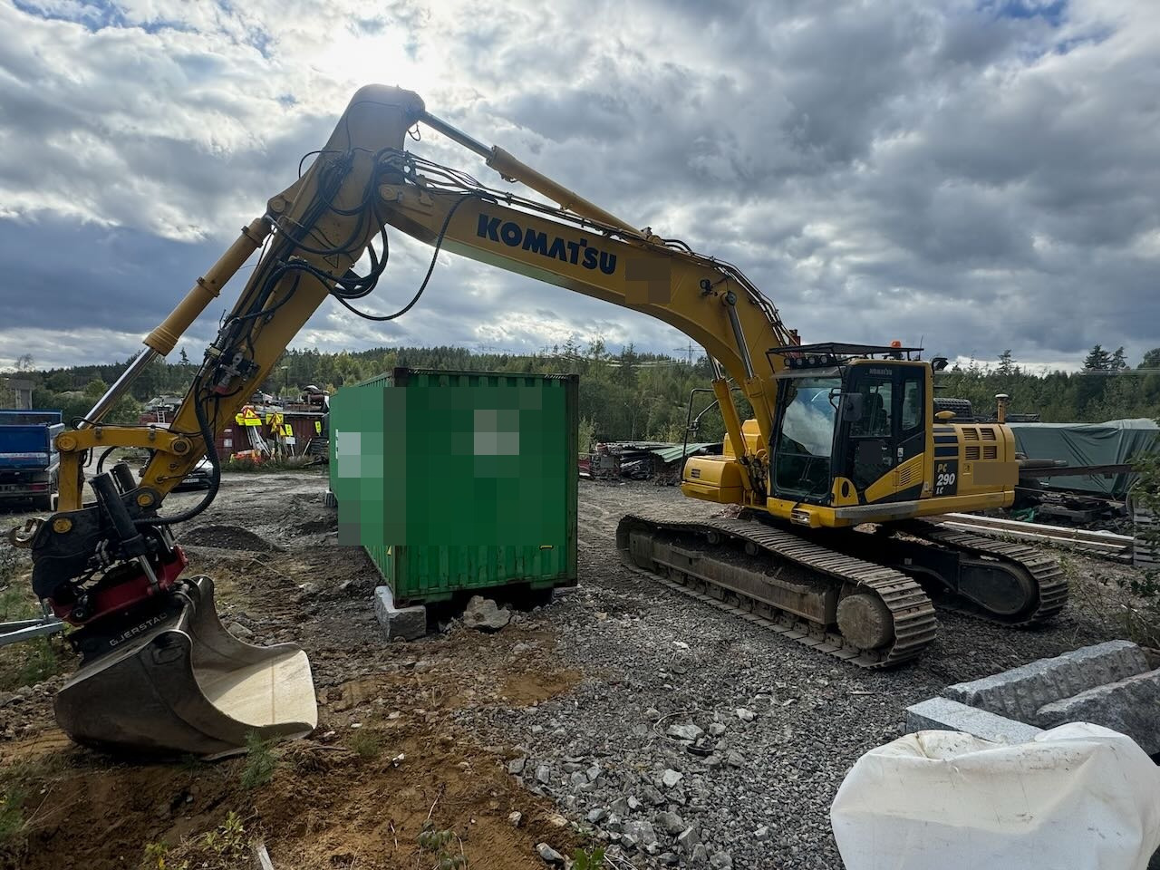 Komatsu PC290LC-11 Beltegraver m/ tilt og 2 skuffer - Lintekskavaator: pilt 1 Komatsu PC290LC-11 Beltegraver m/ tilt og 2 skuffer - Lintekskavaator: pilt 1