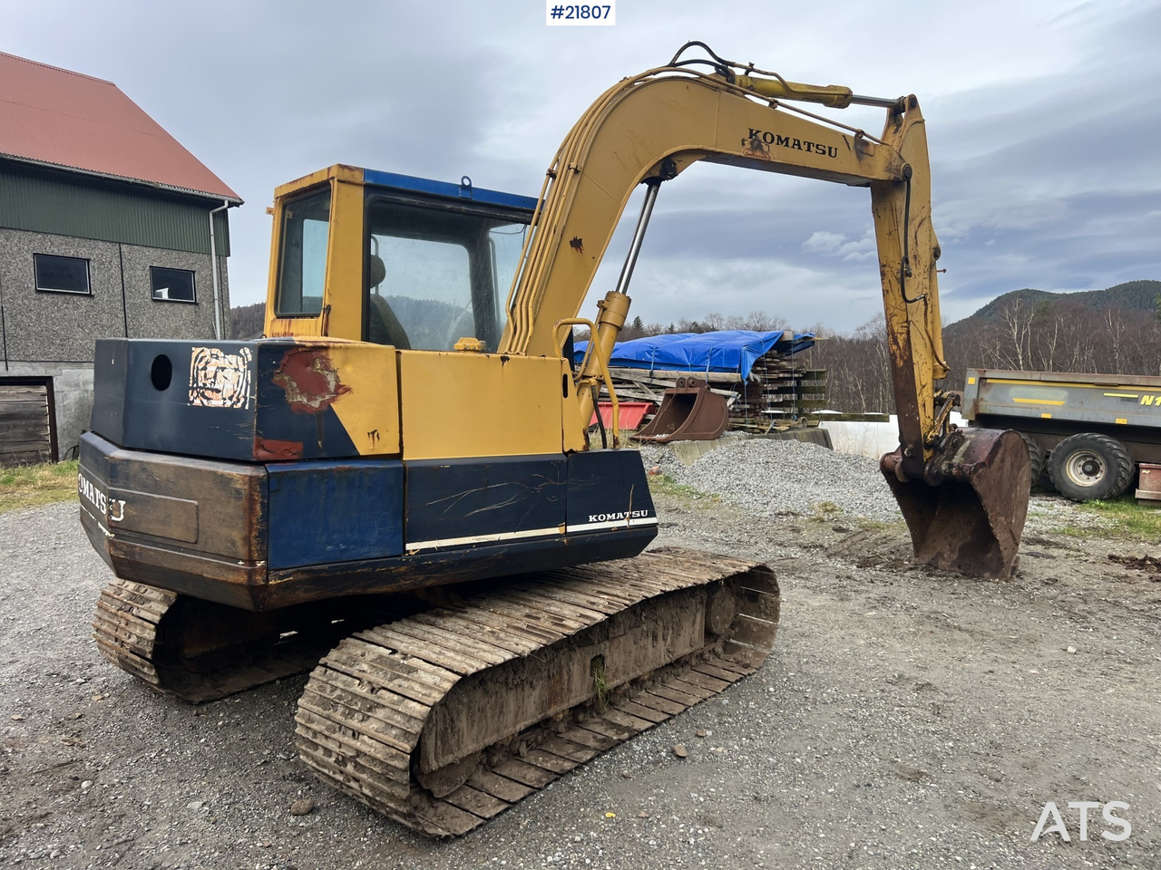 Komatsu pc60-5 gravemaskin m/ renskeskuffe,soldeskuffe og smalskuffe - Ekskavaator: pilt 4 Komatsu pc60-5 gravemaskin m/ renskeskuffe,soldeskuffe og smalskuffe - Ekskavaator: pilt 4