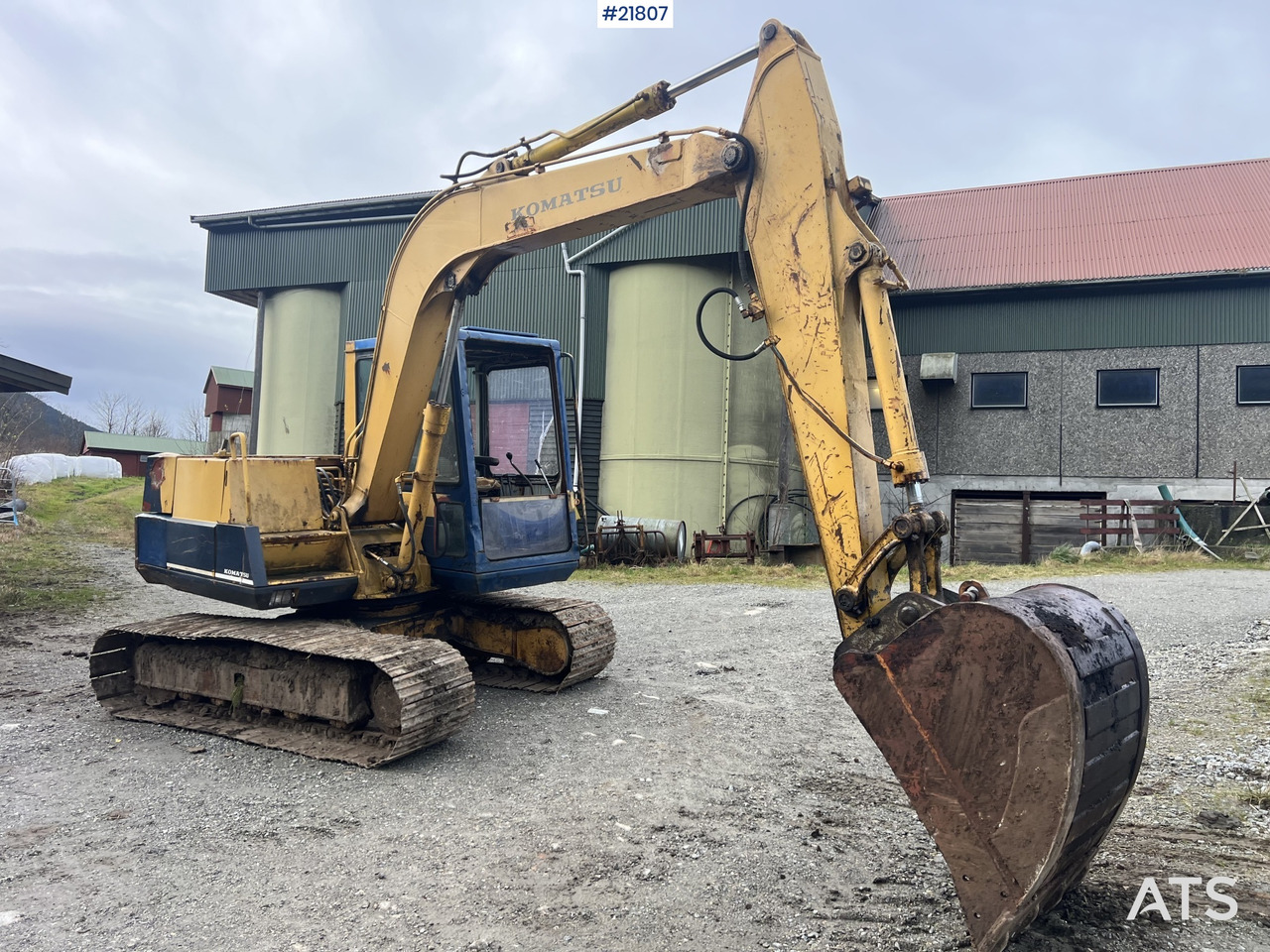 Komatsu pc60-5 gravemaskin m/ renskeskuffe,soldeskuffe og smalskuffe - Ekskavaator: pilt 2 Komatsu pc60-5 gravemaskin m/ renskeskuffe,soldeskuffe og smalskuffe - Ekskavaator: pilt 2