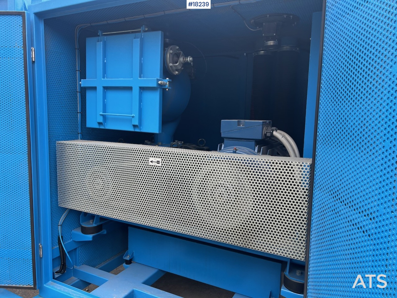 Kommunaal-/ Erisõiduk Sibilia VacbLast: pilt 8 Kommunaal-/ Erisõiduk Sibilia VacbLast: pilt 8