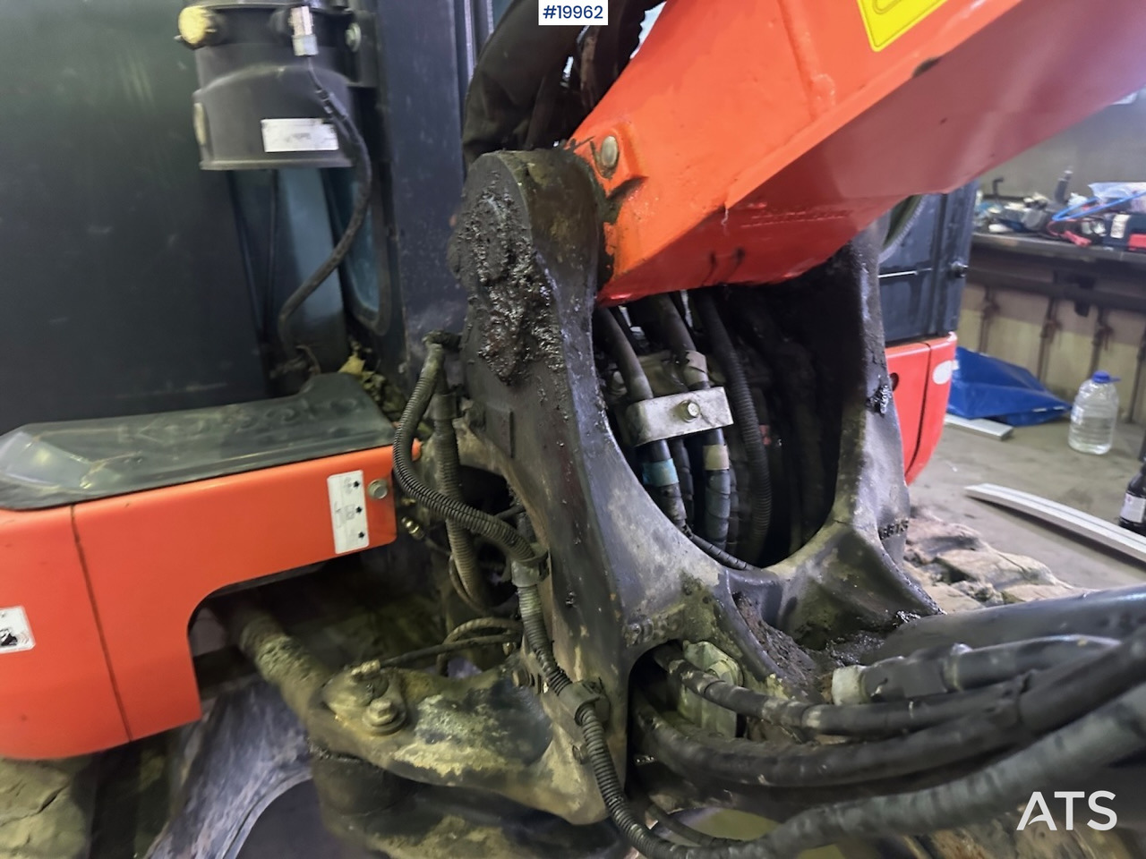 Ekskavaator Kubota KX057-4: pilt 16