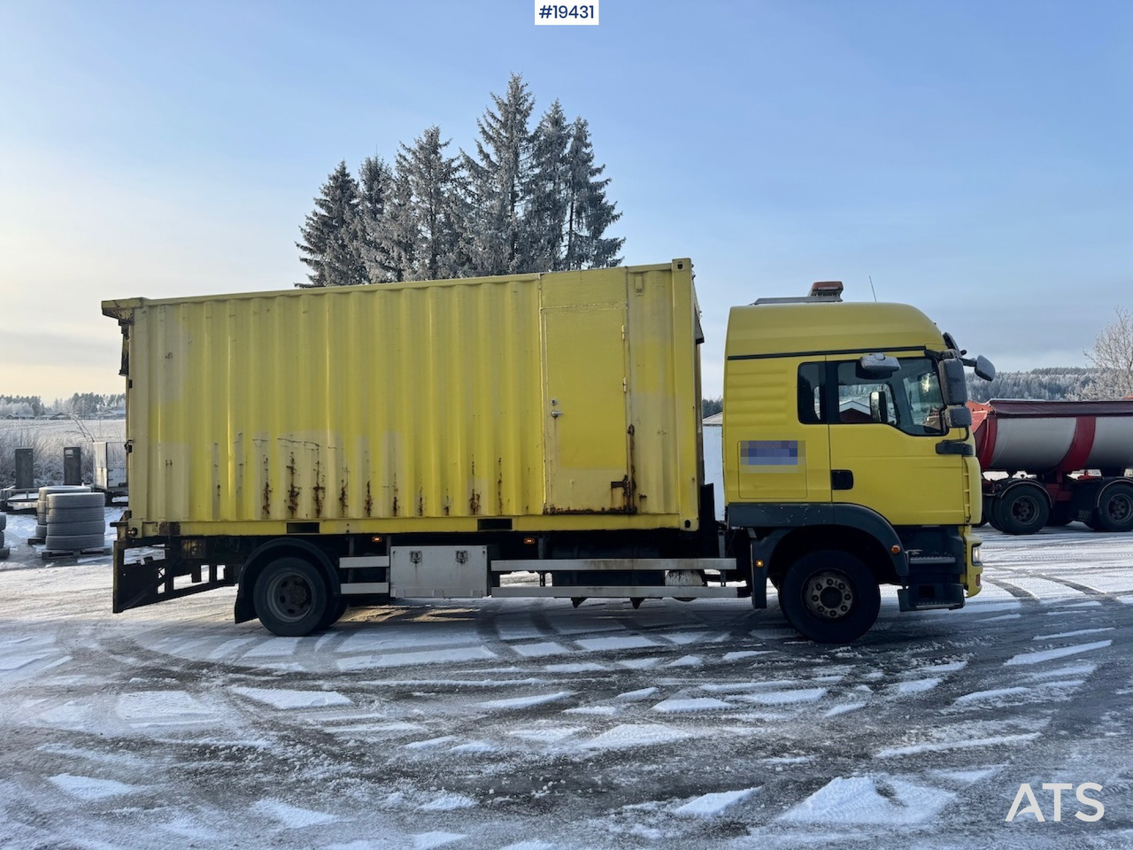 Konteinerveduk/ Tõstukiga veoauto MAN TGM 15.280: pilt 9