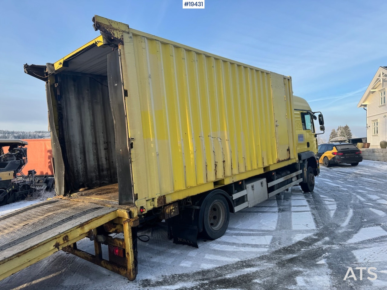 Konteinerveduk/ Tõstukiga veoauto MAN TGM 15.280: pilt 8