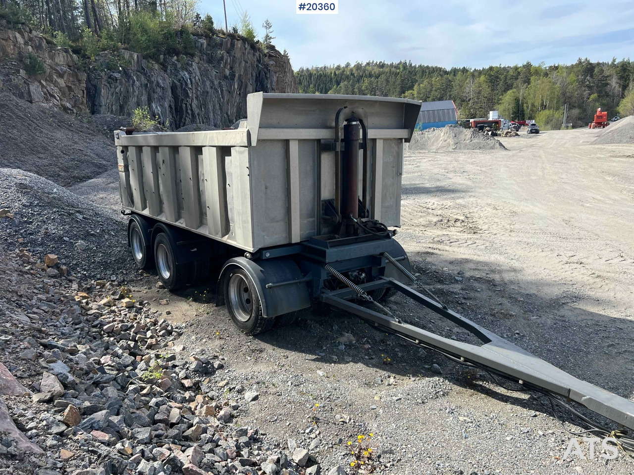 Maur 3 akslet slephenger - Kalluri järelhaagis: pilt 1 Maur 3 akslet slephenger - Kalluri järelhaagis: pilt 1