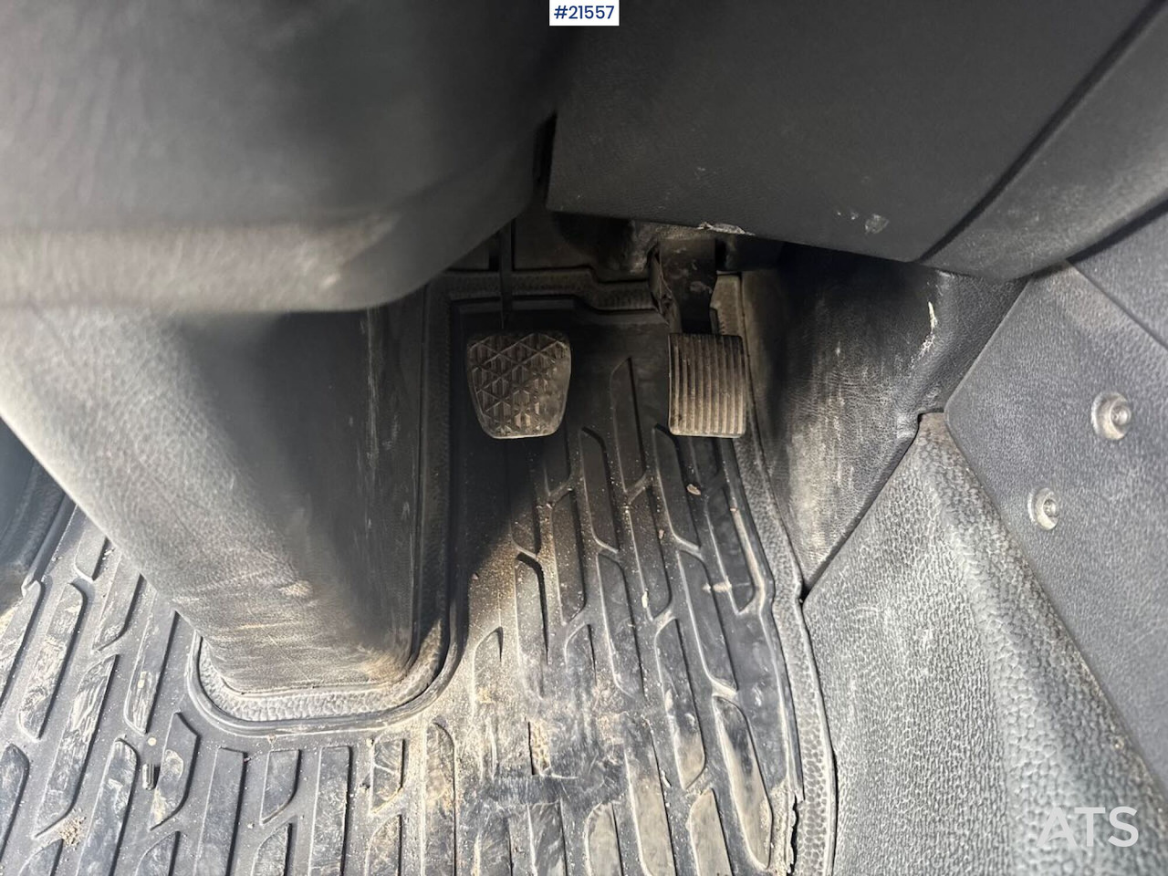 Kasti veoauto Mercedes Actros 1832: pilt 42 Kasti veoauto Mercedes Actros 1832: pilt 42
