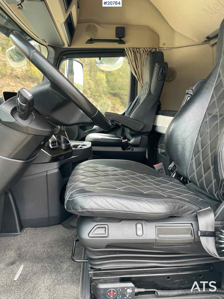 Kasti veoauto Mercedes Actros: pilt 32