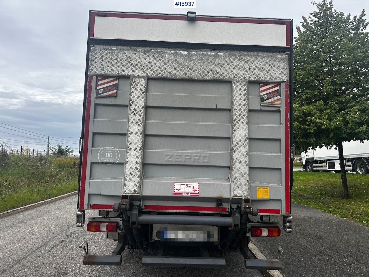 Mercedes Atego - Kasti veoauto: pilt 4 Mercedes Atego - Kasti veoauto: pilt 4