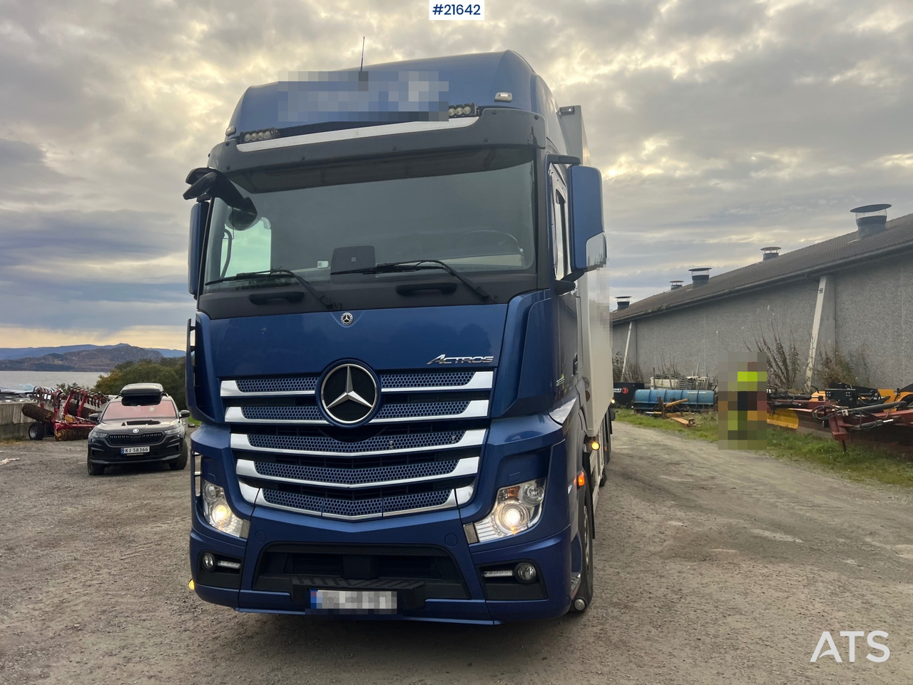 Mercedes-Benz Actrox 6x2 skapbil m/ kjøl/frys aggregat - Kasti veoauto: pilt 3 Mercedes-Benz Actrox 6x2 skapbil m/ kjøl/frys aggregat - Kasti veoauto: pilt 3