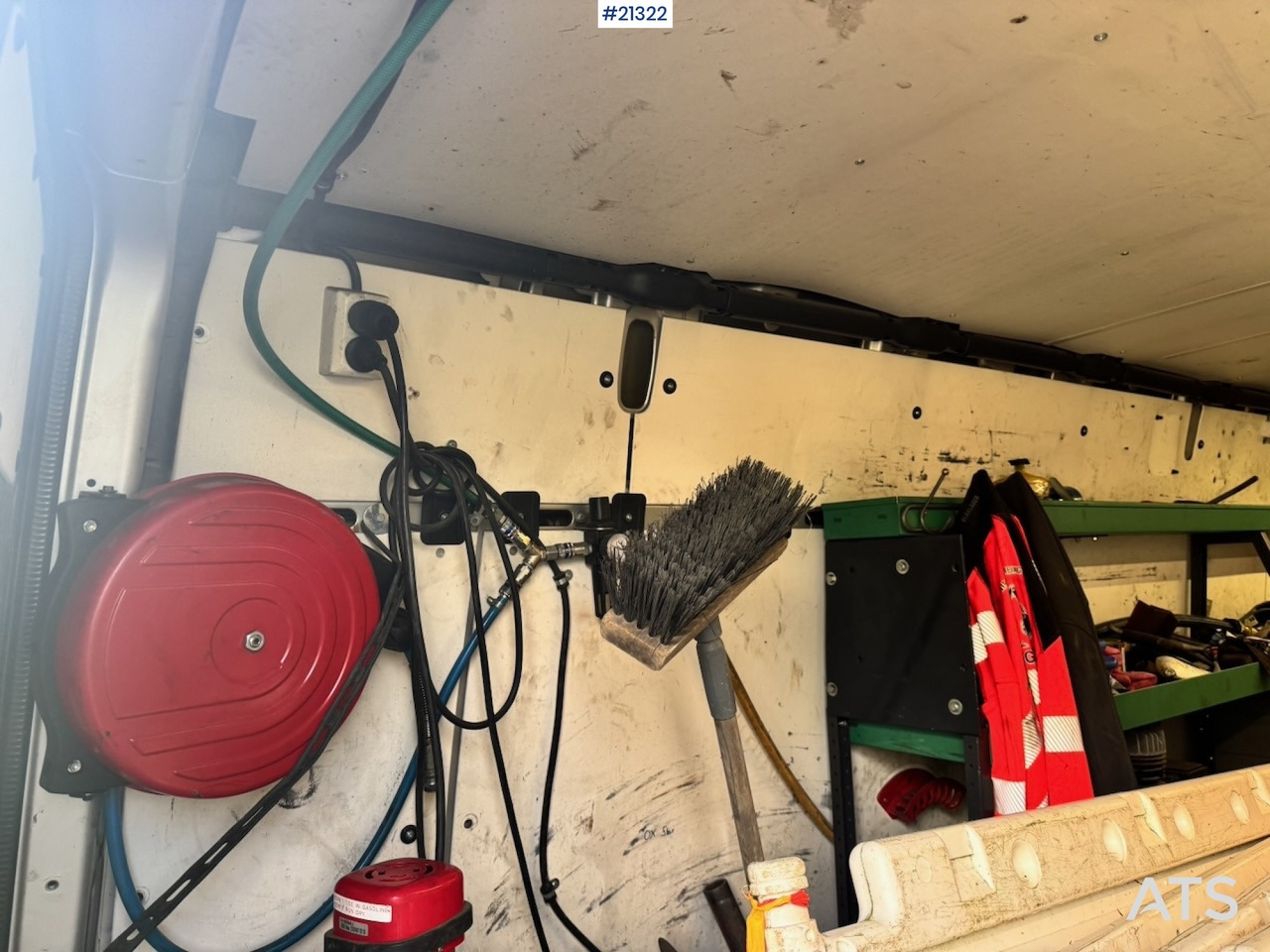 Kaubik, Kommunaal-/ Erisõiduk Mercedes Sprinter 516: pilt 22 Kaubik, Kommunaal-/ Erisõiduk Mercedes Sprinter 516: pilt 22