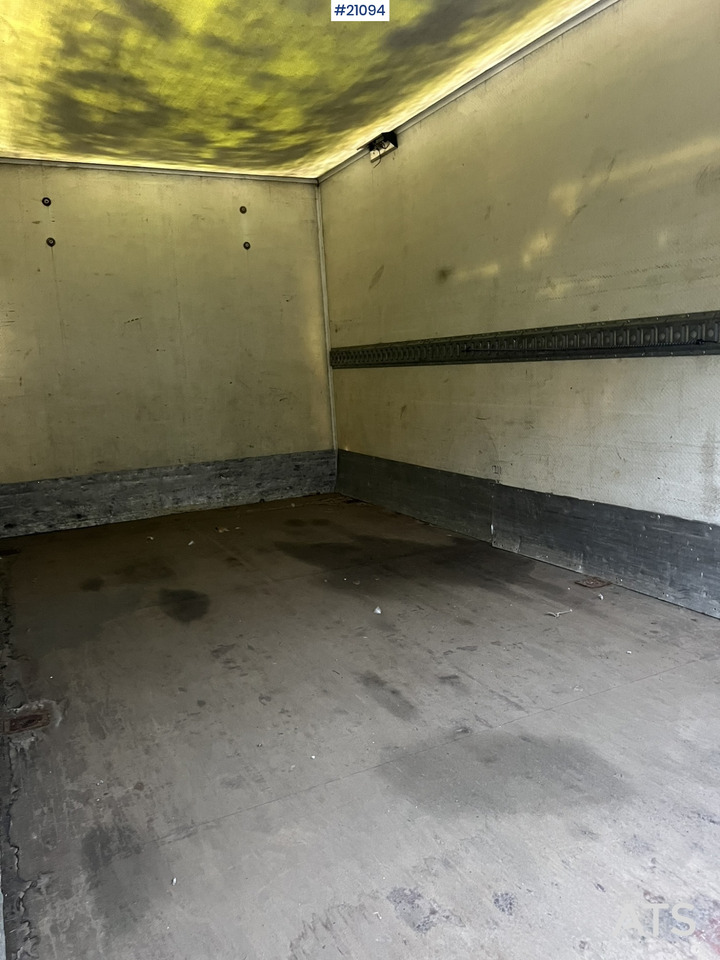 Kasti veoauto Mercedes Varebil: pilt 35