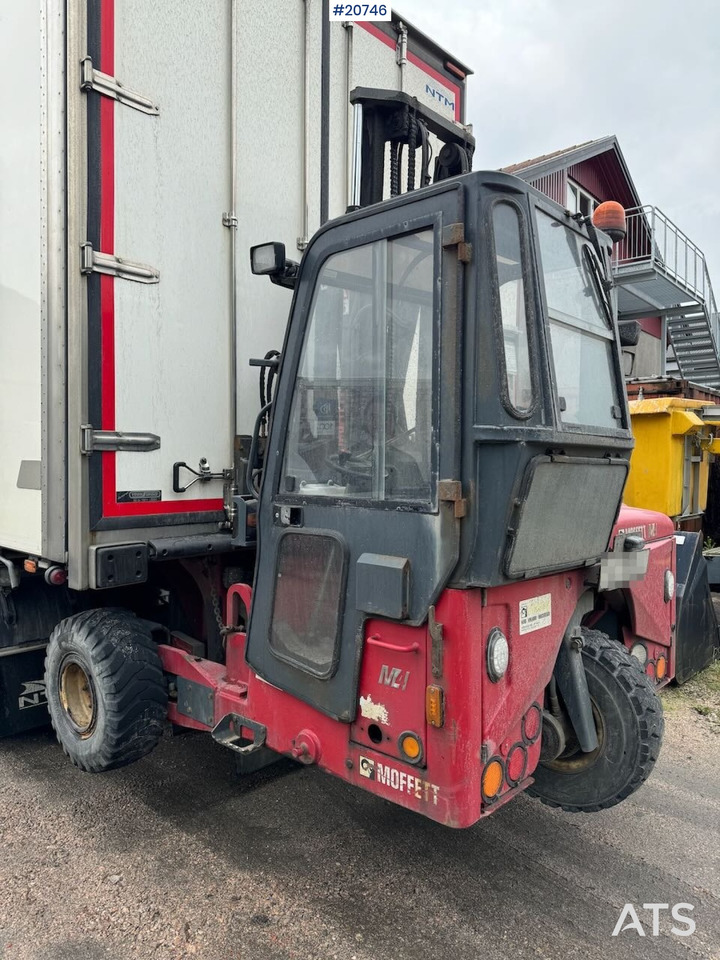 Moffett M4 25.4 - Veoautol põhinev kahveltõstuk: pilt 2 Moffett M4 25.4 - Veoautol põhinev kahveltõstuk: pilt 2