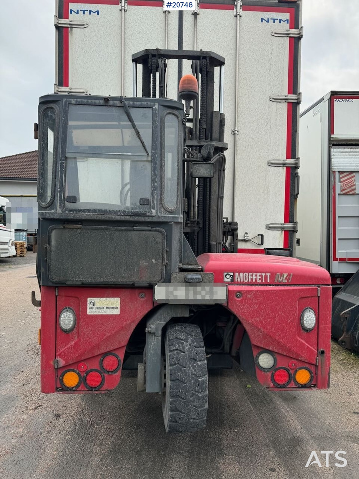 Moffett M4 25.4 - Veoautol põhinev kahveltõstuk: pilt 3 Moffett M4 25.4 - Veoautol põhinev kahveltõstuk: pilt 3