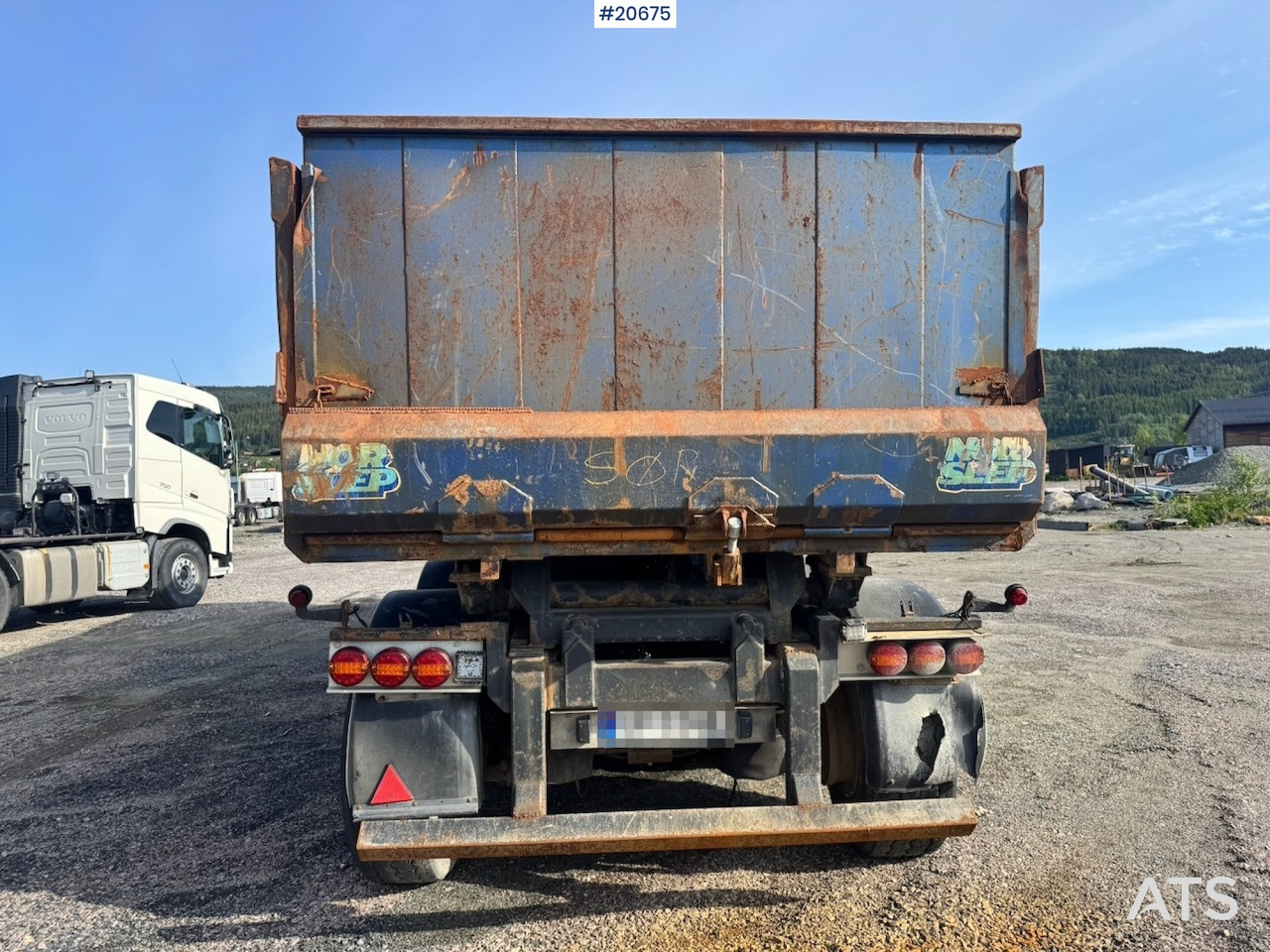 NOR SLEP tippsemi - Kallur-poolhaagis: pilt 4 NOR SLEP tippsemi - Kallur-poolhaagis: pilt 4