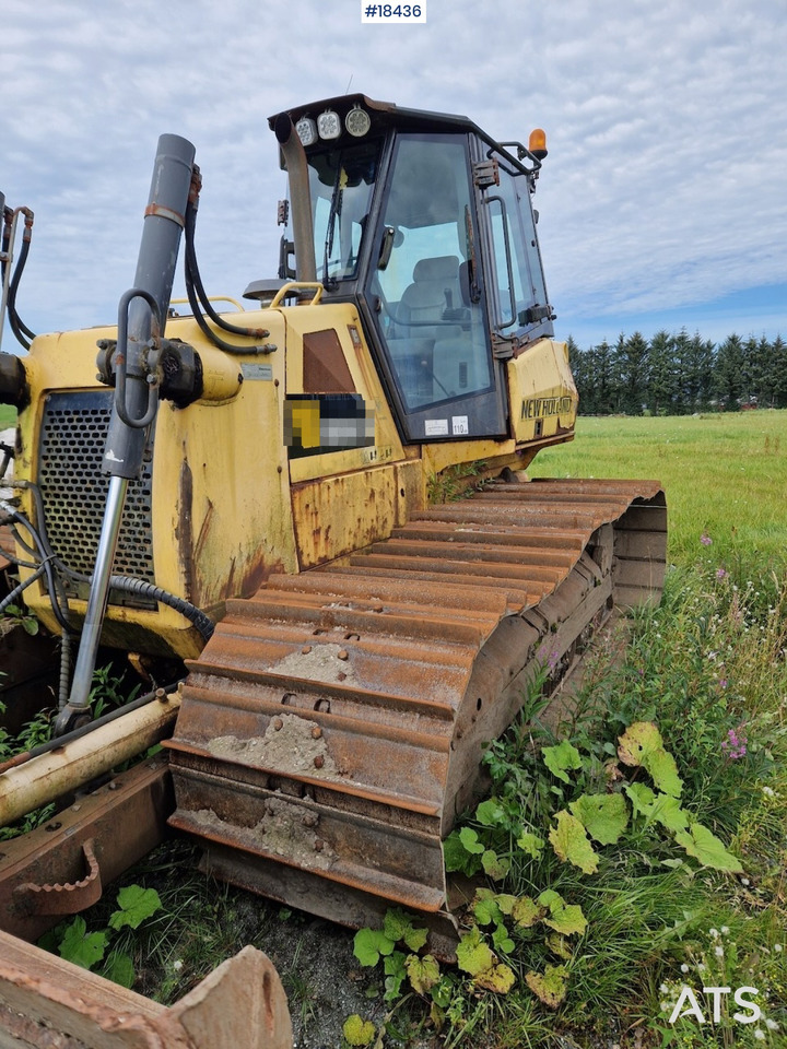 New Holland D150B - Buldooser: pilt 2 New Holland D150B - Buldooser: pilt 2