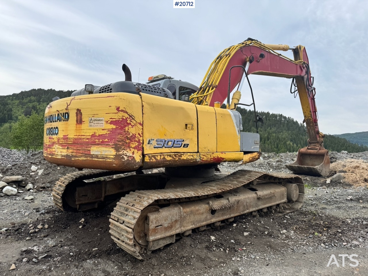 New Holland kobelco E305B - Ekskavaator: pilt 5 New Holland kobelco E305B - Ekskavaator: pilt 5