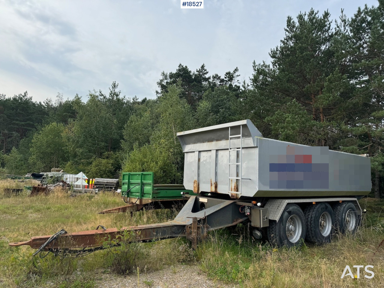 Renders trippelkjerre - Kalluri järelhaagis: pilt 1 Renders trippelkjerre - Kalluri järelhaagis: pilt 1