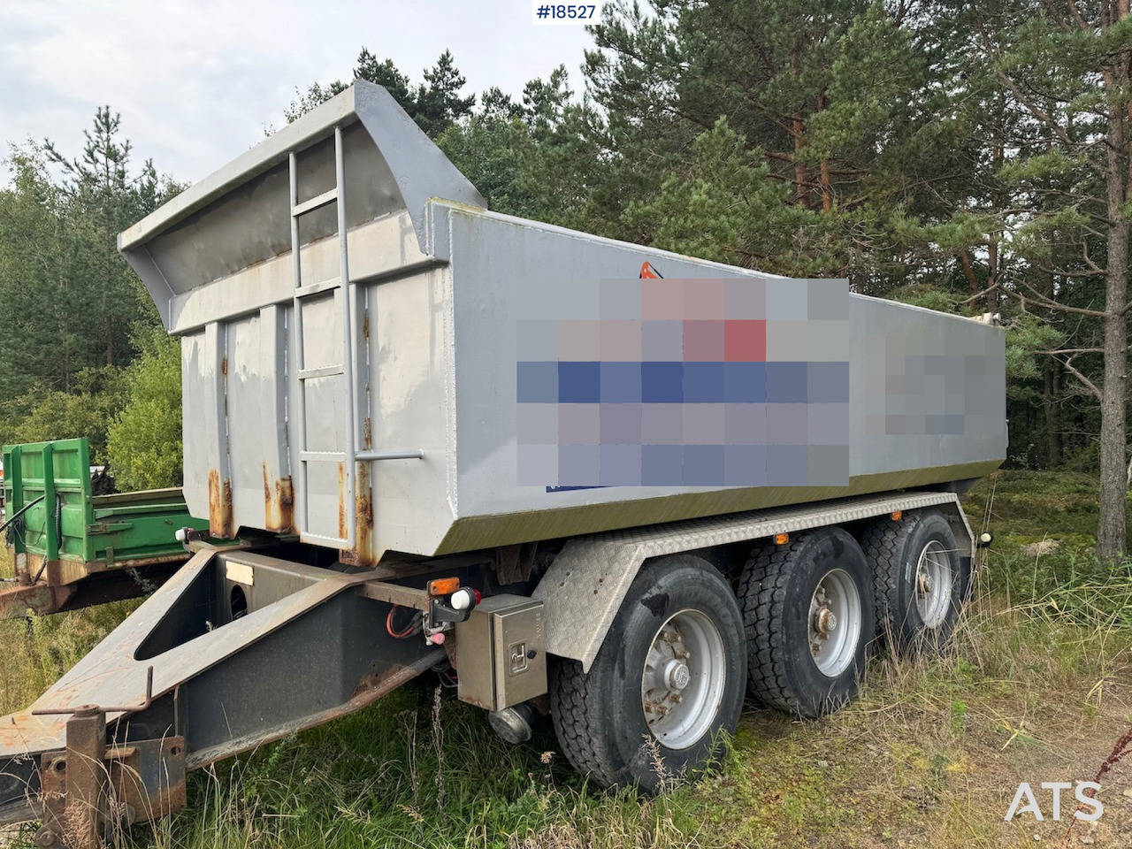 Renders trippelkjerre - Kalluri järelhaagis: pilt 3 Renders trippelkjerre - Kalluri järelhaagis: pilt 3