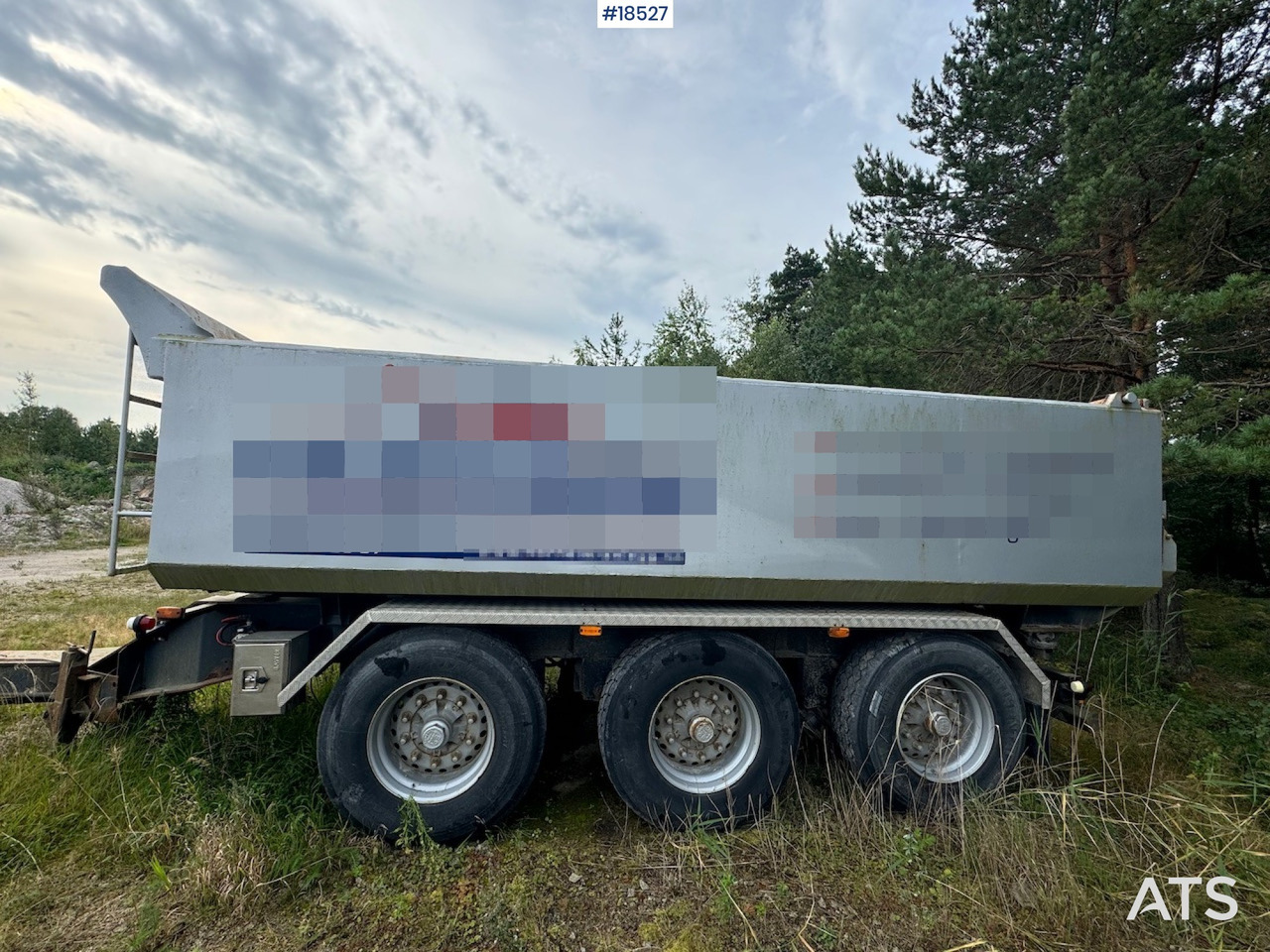 Renders trippelkjerre - Kalluri järelhaagis: pilt 4 Renders trippelkjerre - Kalluri järelhaagis: pilt 4