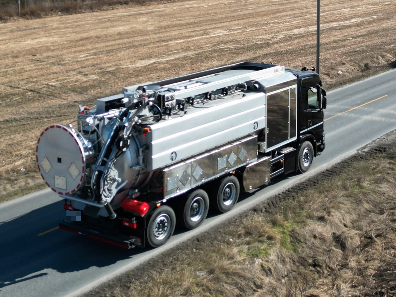 Scania G500 8x4 ADR Suge-Spylebil - Vaakumveok: pilt 2 Scania G500 8x4 ADR Suge-Spylebil - Vaakumveok: pilt 2