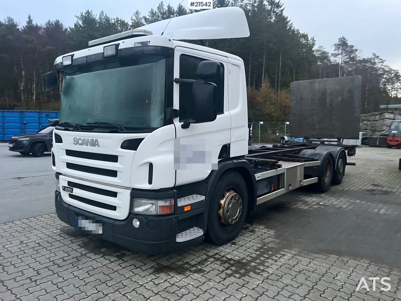 Scania P420 6x2 chassi m/ lift Rep.Objekt - Kabiinišassiiga veoauto: pilt 2 Scania P420 6x2 chassi m/ lift Rep.Objekt - Kabiinišassiiga veoauto: pilt 2