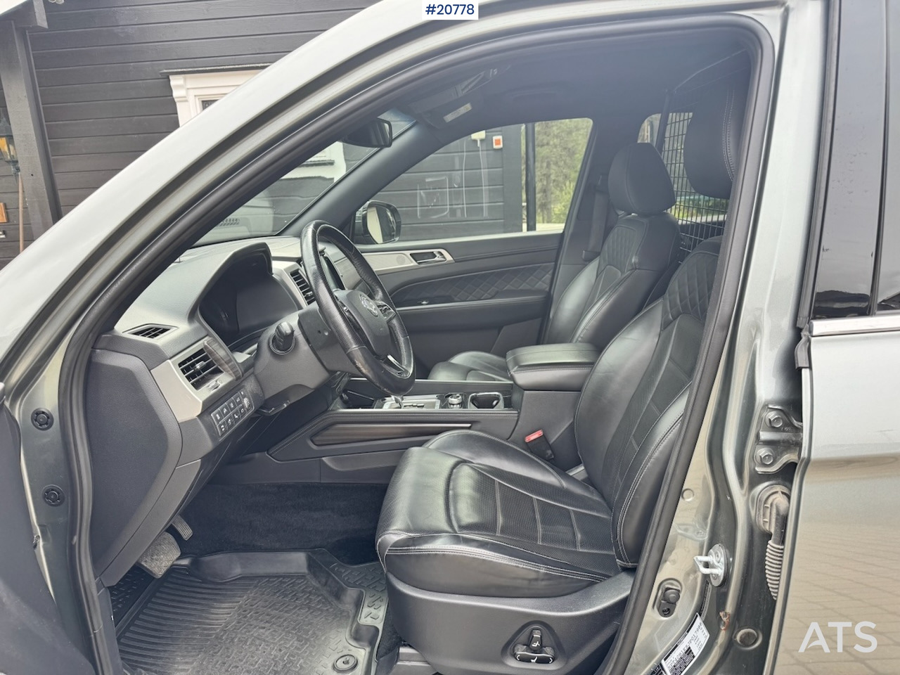 Auto Ssangyong REXTON: pilt 21