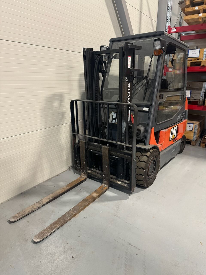 Toyota 7FBMF30 - Elektritõstuk: pilt 3 Toyota 7FBMF30 - Elektritõstuk: pilt 3
